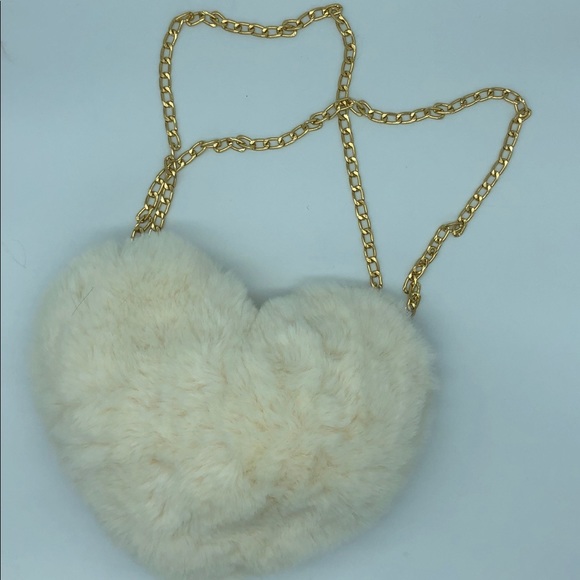 Heart Shaped Love Shape Cross Shoulder Bag! - Picture 3 of 9